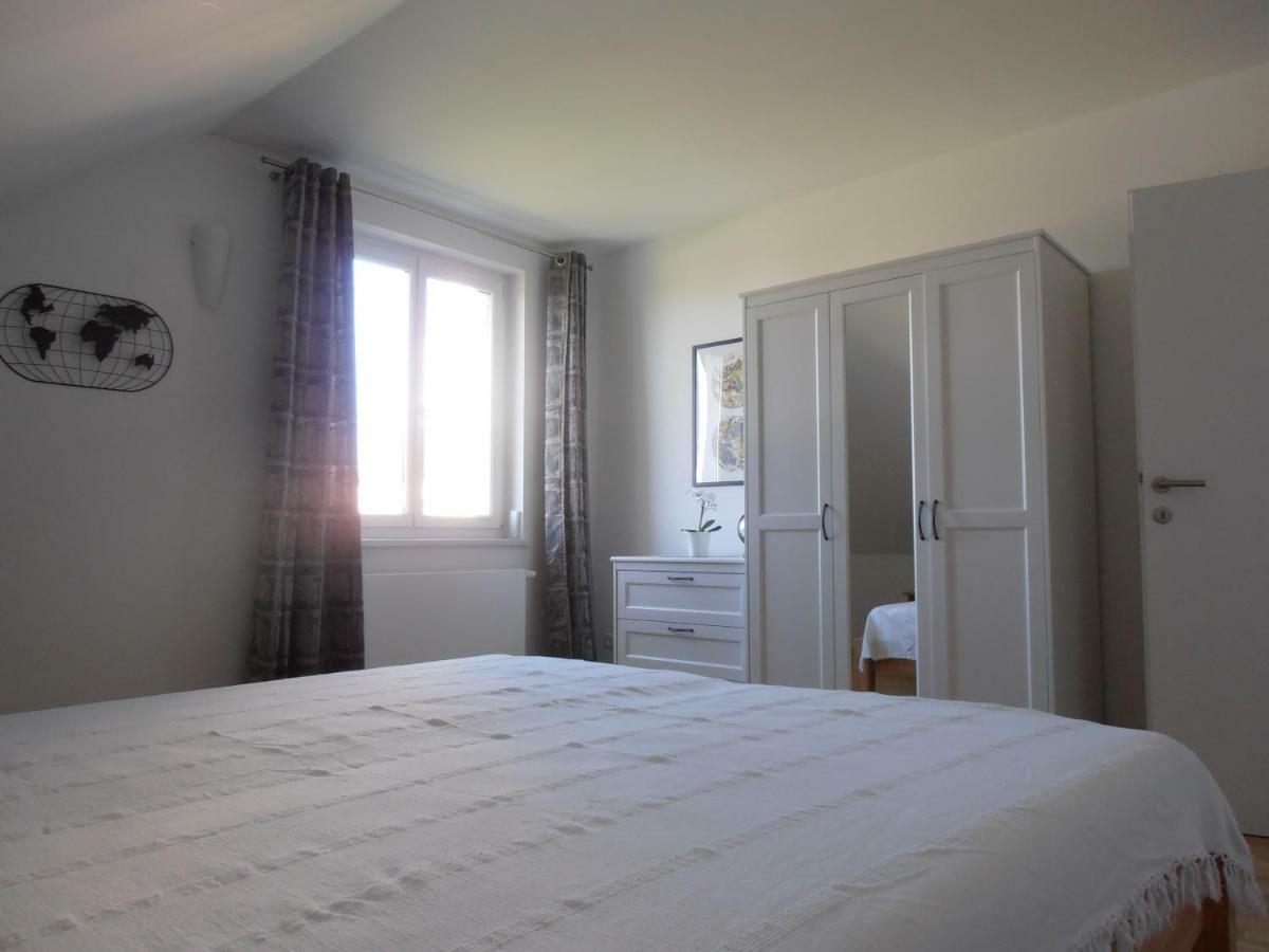 Ferienwohnung Am Kirchberg Йойс Екстер'єр фото